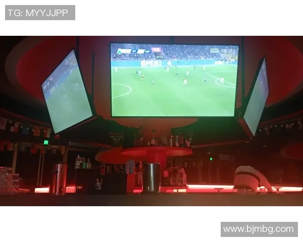 足球明星酒吧冲突视频曝光引发热议球迷关注事件背后真相