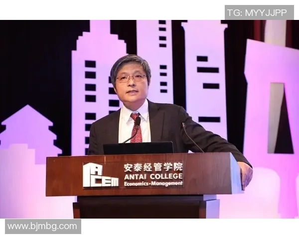 亚洲足球巨星的崛起与影响力探讨及其在全球舞台上的地位分析